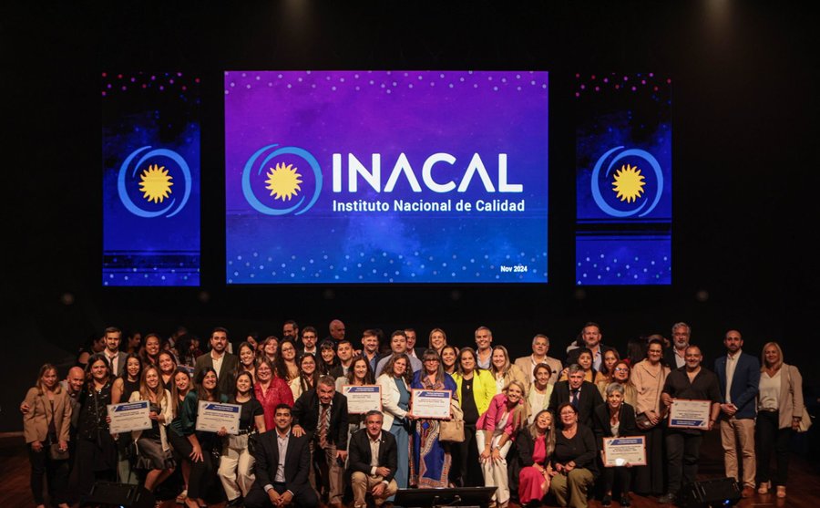 ASSE la institución más galardonada por INACAL,  incluso con el Premio Nacional de Calidad
