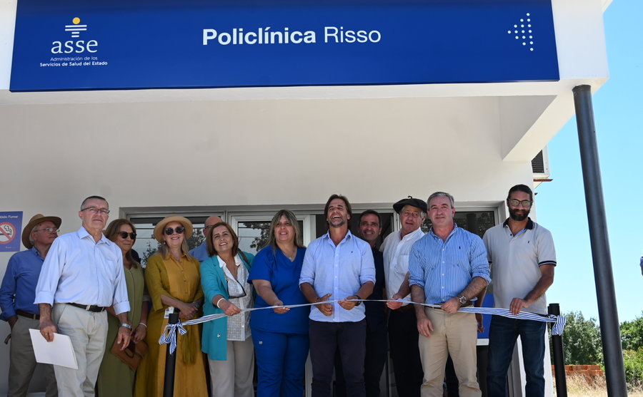 Presidente de la República Luis Lacalle Pou participó de la inauguración de las obras de la Policlínica Risso en Soriano