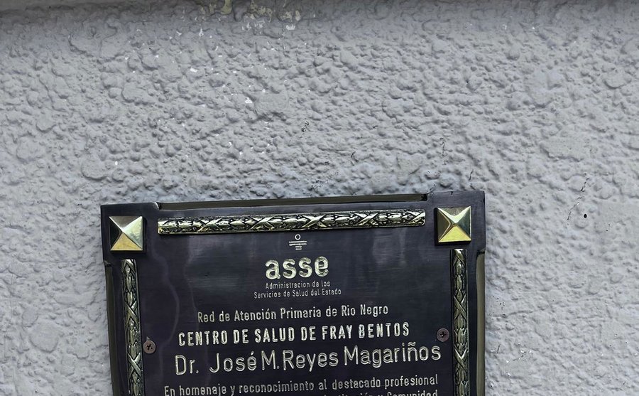 Centro de Salud de Fray Bentos fue denominado con el nombre de "Dr. José María Reyes Magariños"